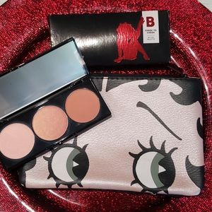 Betty Boop blush trio & Betty Boop makeup bag